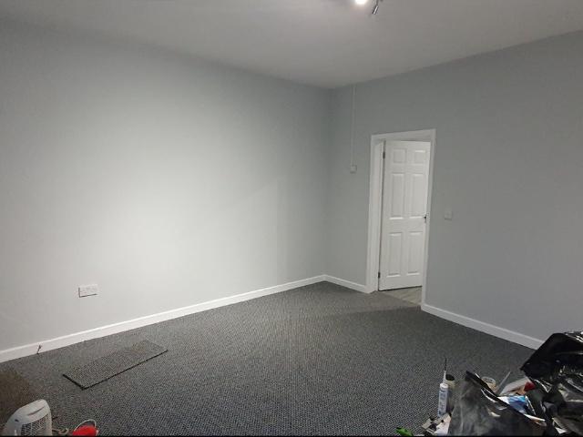 House for rent in Sudden, Burnedge