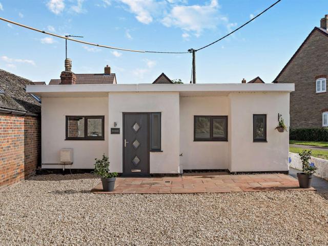House for rent in North Leigh, Black Bourton