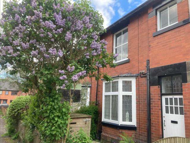 House for rent in Caldermoor, Burnedge