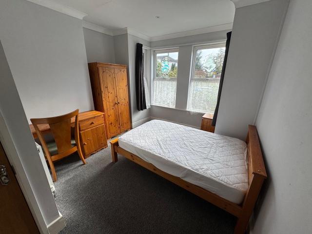 House for rent in The Polygon, City Of Southampton