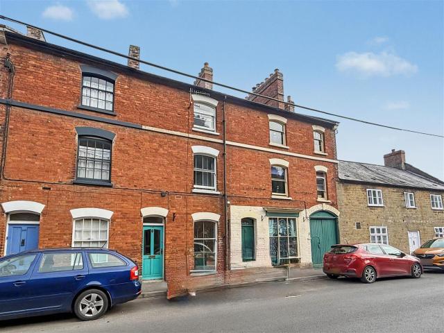 House for rent in Bothenhampton, Bridport