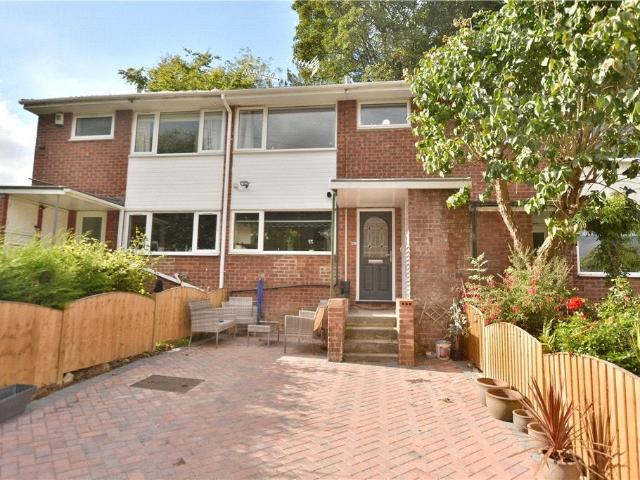 House for rent in Oakwood, West Yorkshire