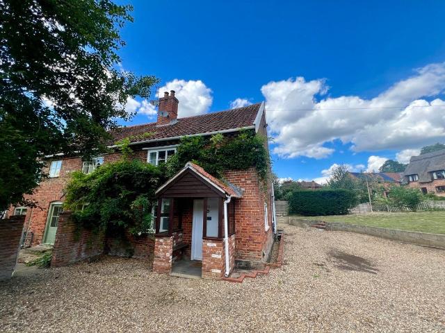 House for rent in Burgh St Peter, Norfolk