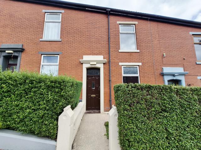 House for rent in Four Lane Ends, Blackburn