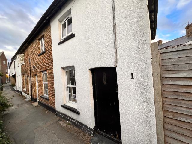House for rent in London Borough of Barnet, Greater London