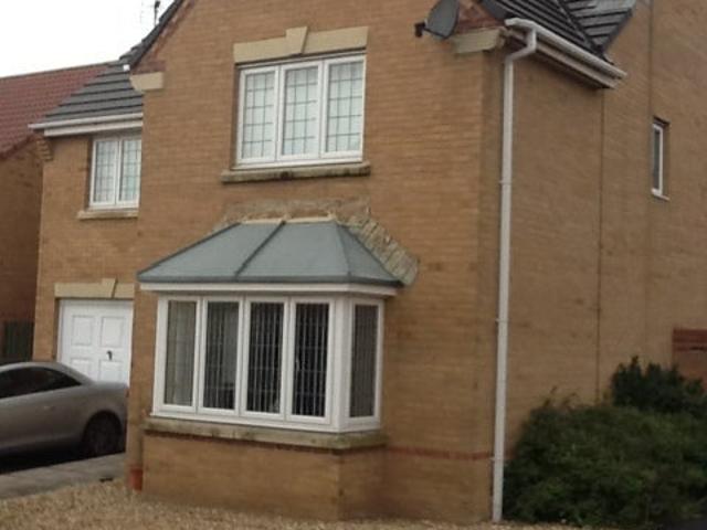 Room for rent in Font-y-Gary, Rhoose