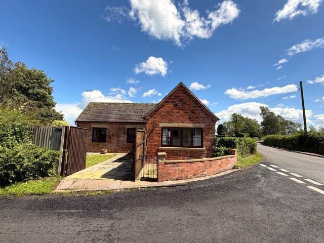 House for rent in Beamhurst, Staffordshire