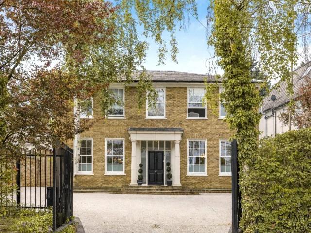 House for rent in Totteridge, Greater London