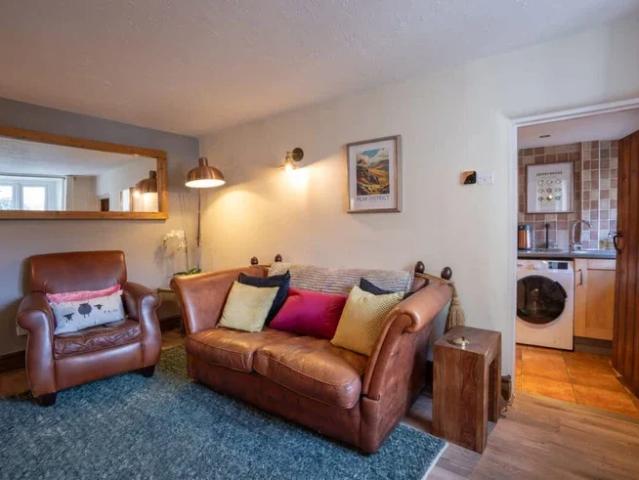 House for rent in Froggatt, East Midlands