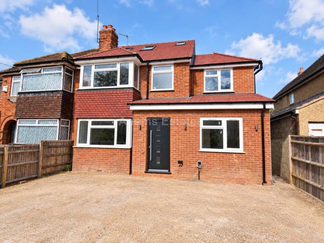 House for rent in Shinfield