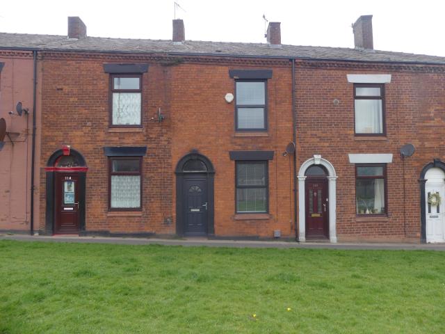 House for rent in Shaw Side, Oldham