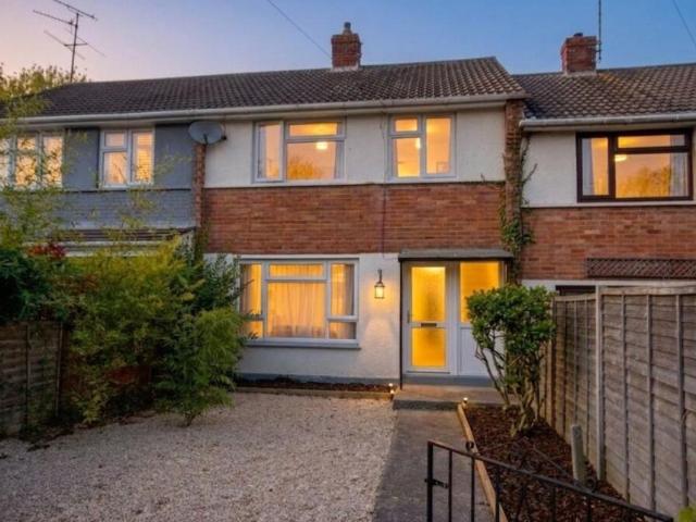 House for rent in Kingswood