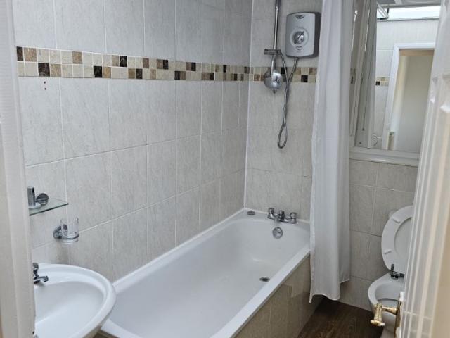 House for rent in Bellshill, Scotland