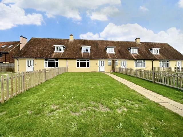 House for rent in Egypt, Winchester