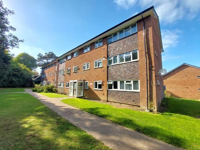 House for rent in London Borough of Croydon, Purley