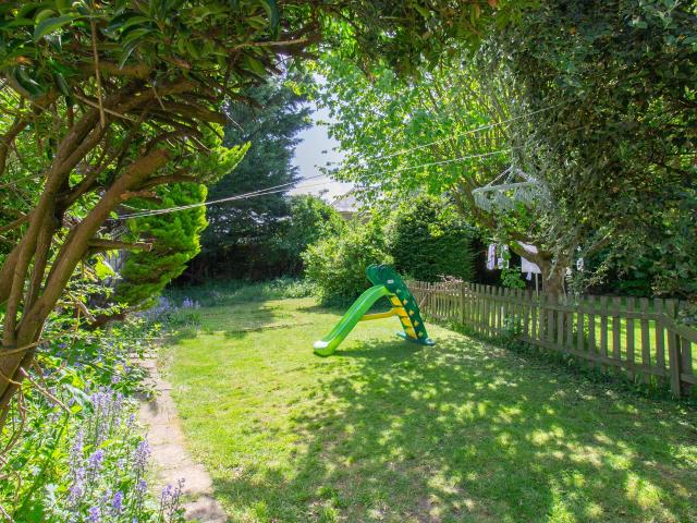 House for rent in Hart, Crondall