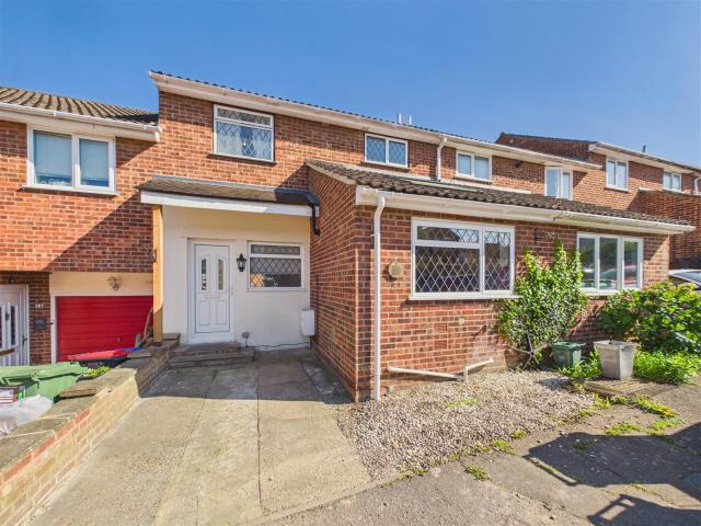 House for rent in Chipping Hill, Essex