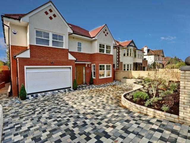 House for rent in London Borough of Barnet, Greater London