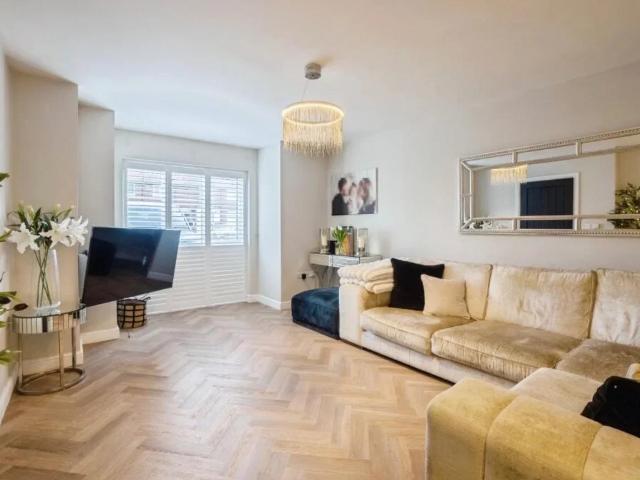House for rent in Ashton upon Mersey, Trafford Park