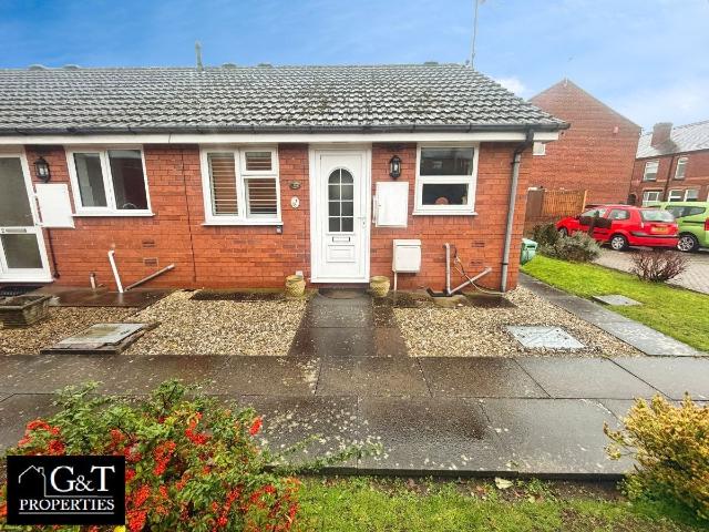 Flat for rent in Brierley Hill, West Midlands