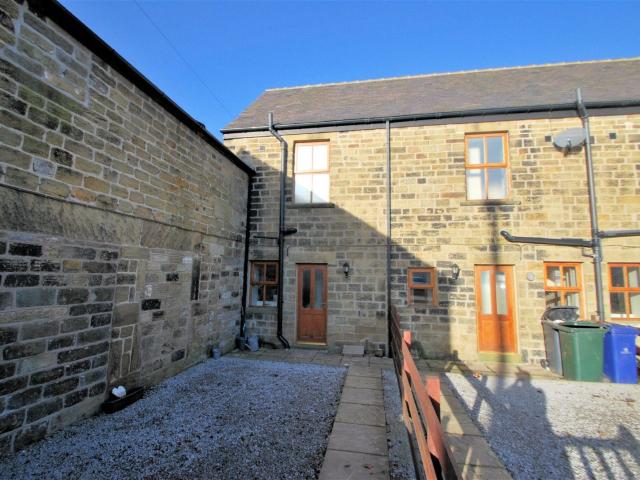 House for rent in The Green, Barnsley