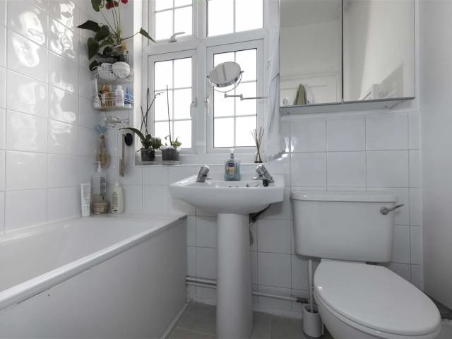 House for rent in London Borough of Richmond upon Thames, Greater London