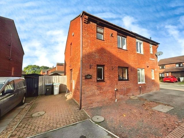 House for rent in Esh