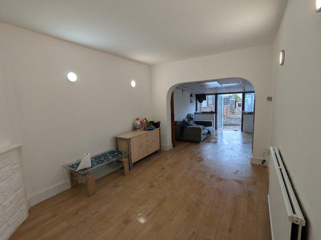 House for rent in London Borough of Havering, Greater London