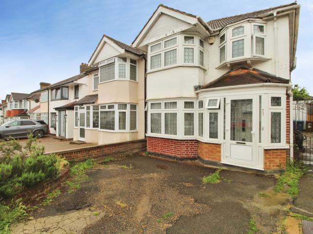 House for rent in Little Stanmore, Greater London