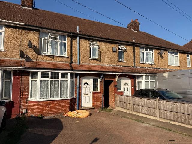 House for rent in Lewsey Farm, Dunstable