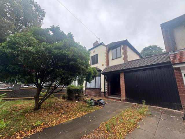 House for rent in The Chuckery, West Midlands