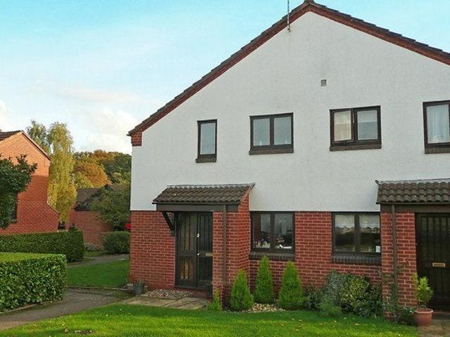 House for rent in Sydenham, Green Close