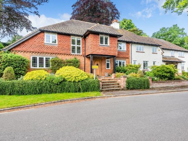 House for rent in Sunningdale