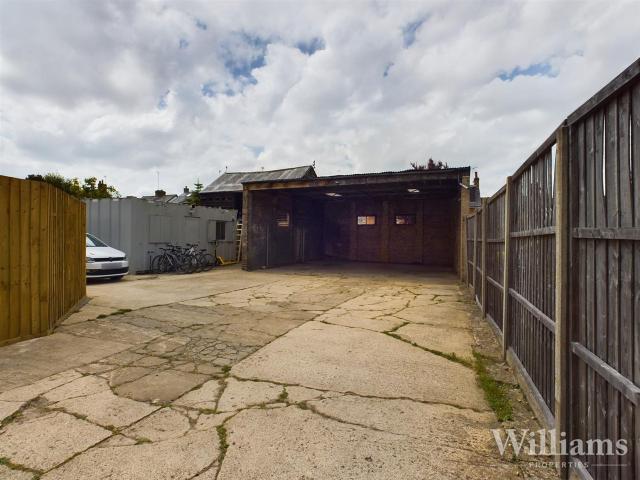 House for rent in Quarrendon, Buckinghamshire