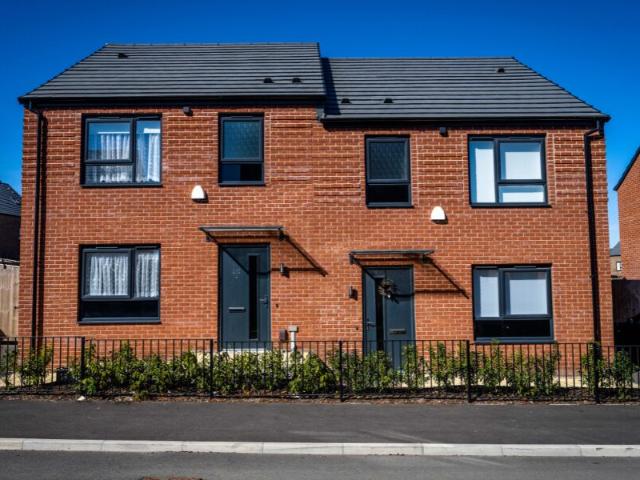 House for rent in Manor Top, Intake