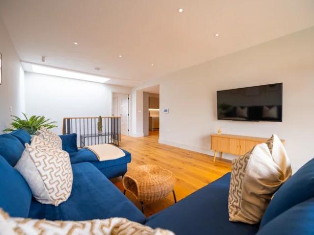 House for rent in Henley-on-Thames, Berrick Salome