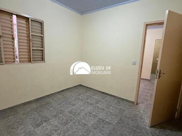 Casa aluguel em Região Geográfica Imediata do Distrito Federal, Região Integrada de Desenvolvimento do Distrito Federal e Entorno