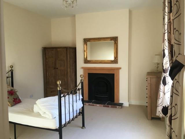 House for rent in Barton In Fabis, East Midlands