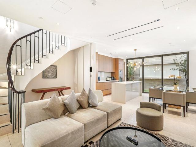 House for rent in Mayfair, Greater London