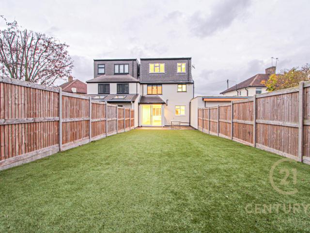 House for rent in Hook, Greater London