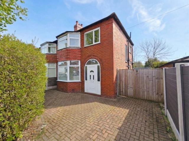 House for rent in Timperley, Trafford Park