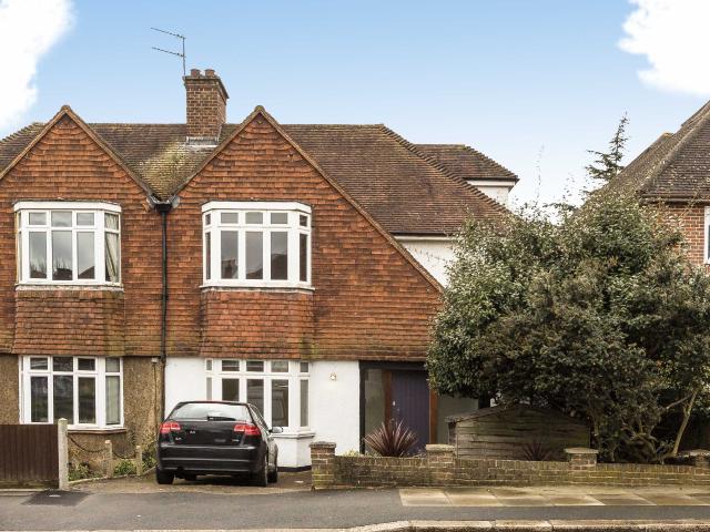 House for rent in London Borough of Merton, Merton Park