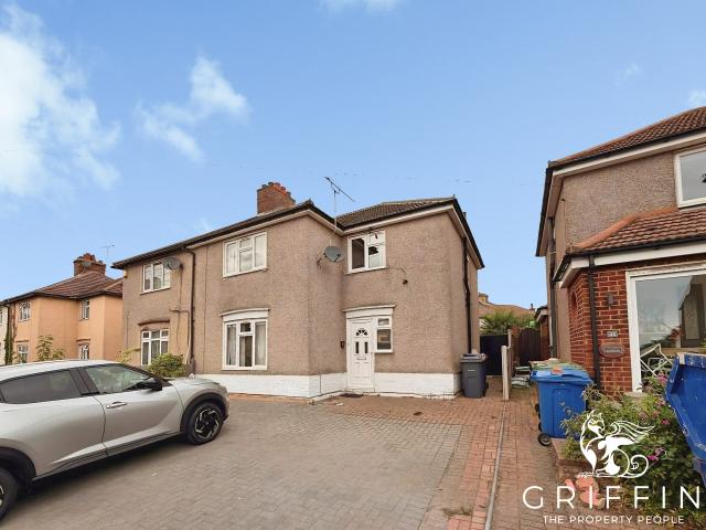 House for rent in Chadwell St Mary, Essex