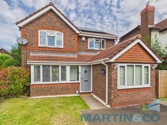 House for rent in Calderstones