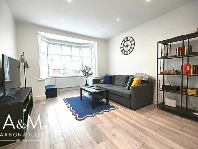 House for rent in London Borough of Redbridge, Greater London