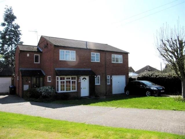 House for rent in Wexham and Ivers Community Board, George Green