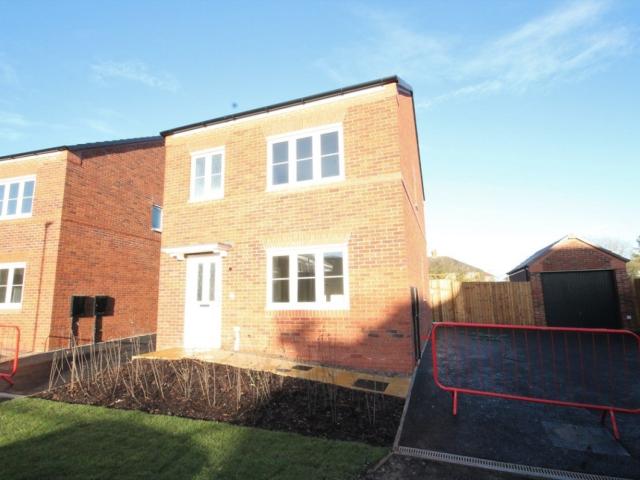 House for rent in Burland and Acton