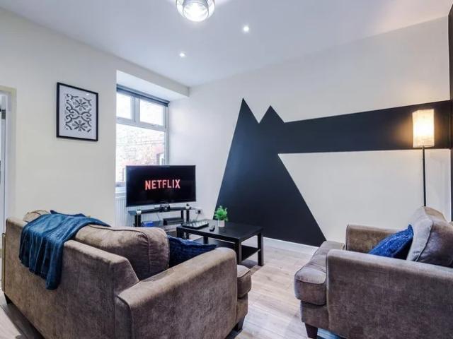 House for rent in Higher Broughton, Salford