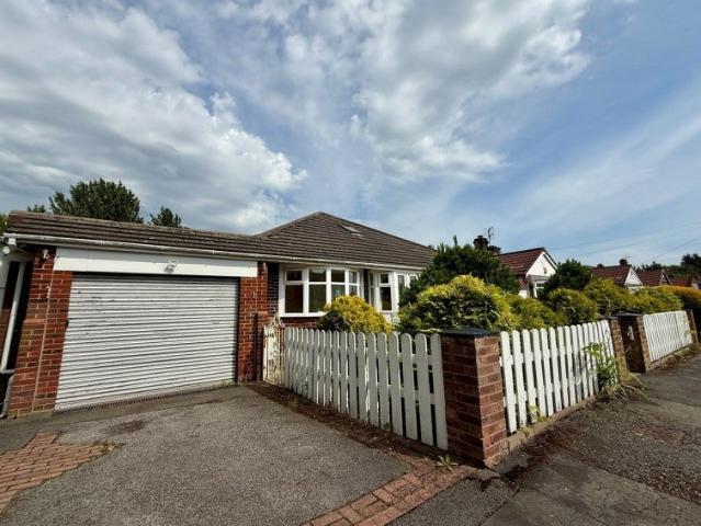 House for rent in Heald Green, Greater Manchester