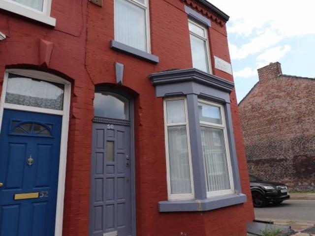 House for rent in Calderstones